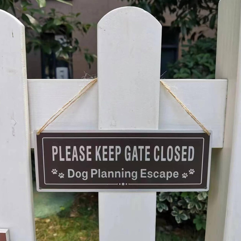 2 Pack Please Close the Gate Matal Sign - Dog Planning Escape Sign - Brushed Alu gallery