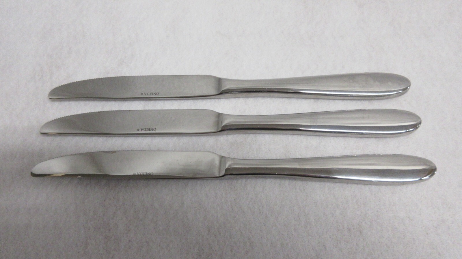 Oneida Stainless Mooncrest Flatware Dinner Knife Set Of 4 gallery