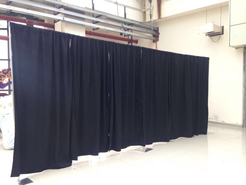 ADJUSTABLE QUICK BACKDROP KIT 12 FT TALL x 24 FT- 60 FT WIDE PIPE WITHOUT DRAPE gallery
