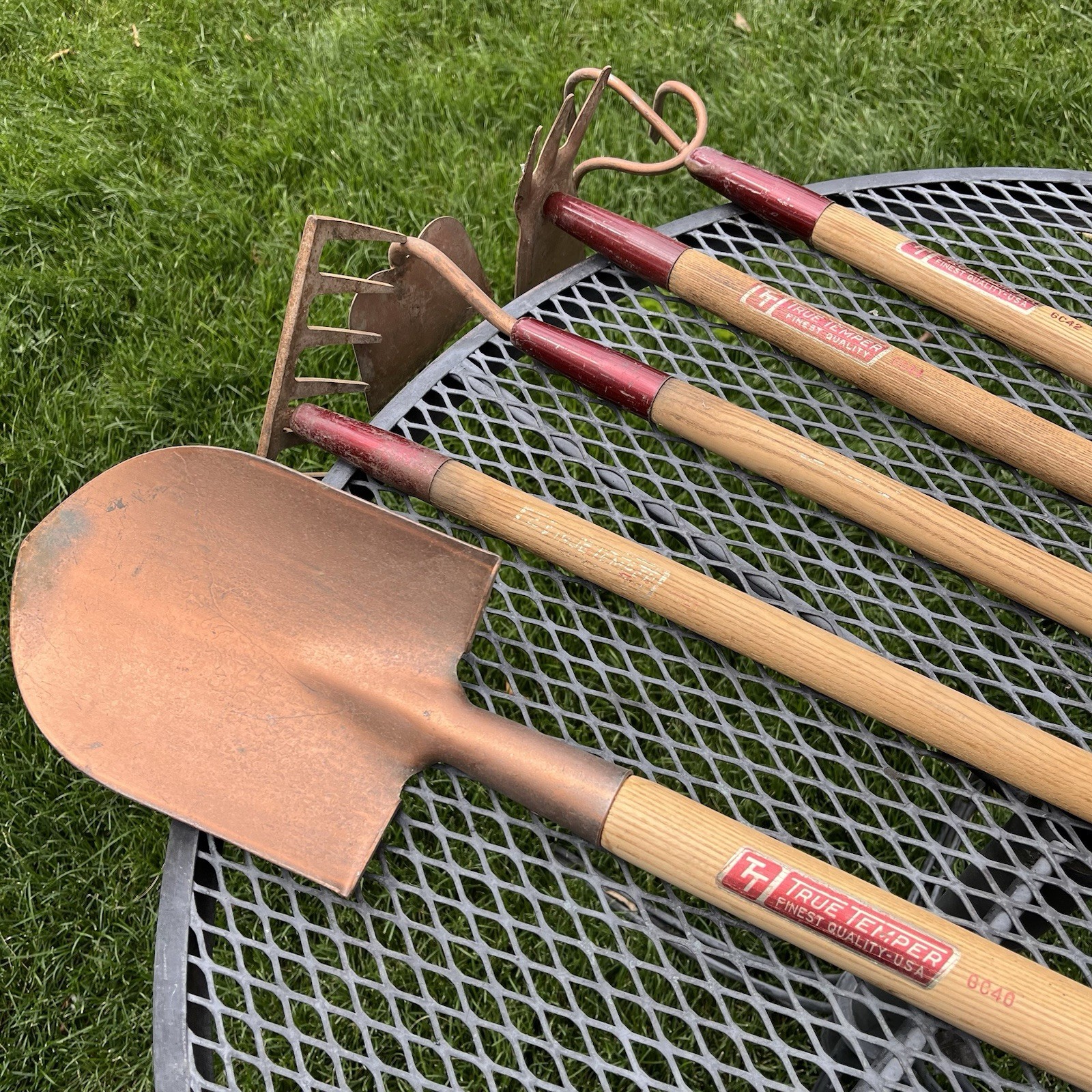 Children’s True Temper 5 Piece Garden Set With Long Hardwood Handles gallery