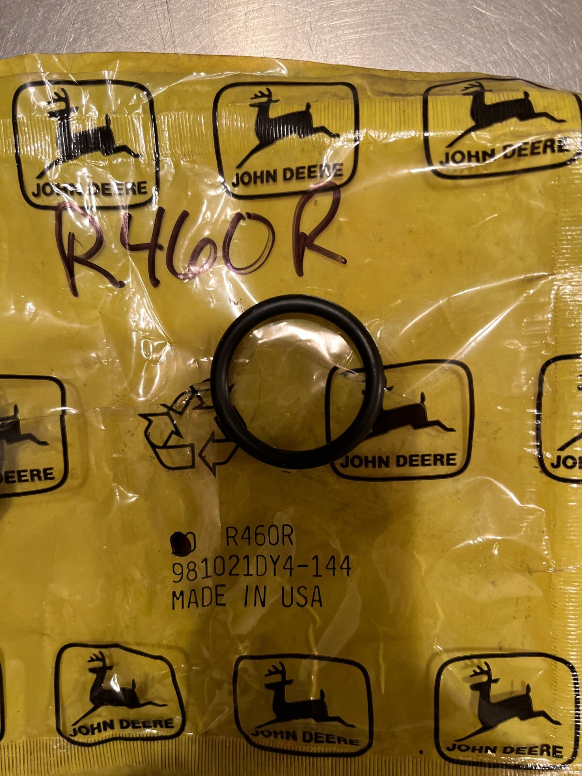 R460R Genuine OEM John Deere O-RING QTY of 2 O-Rings gallery