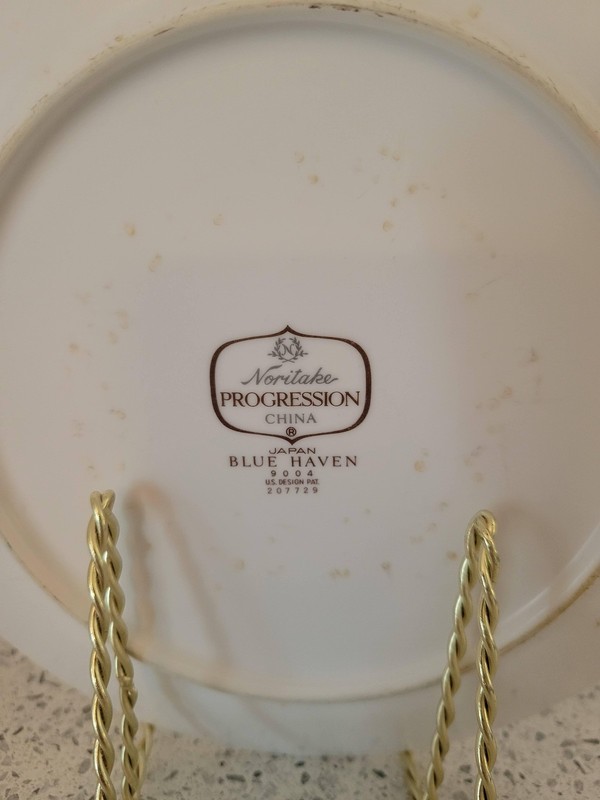 Vintage Noritake Progression Blue Haven 2004 Salad Plates White Blue Floral gallery