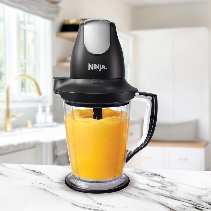 Ninja QB1004 Blender/Food Processor with 450-Watt Base gallery