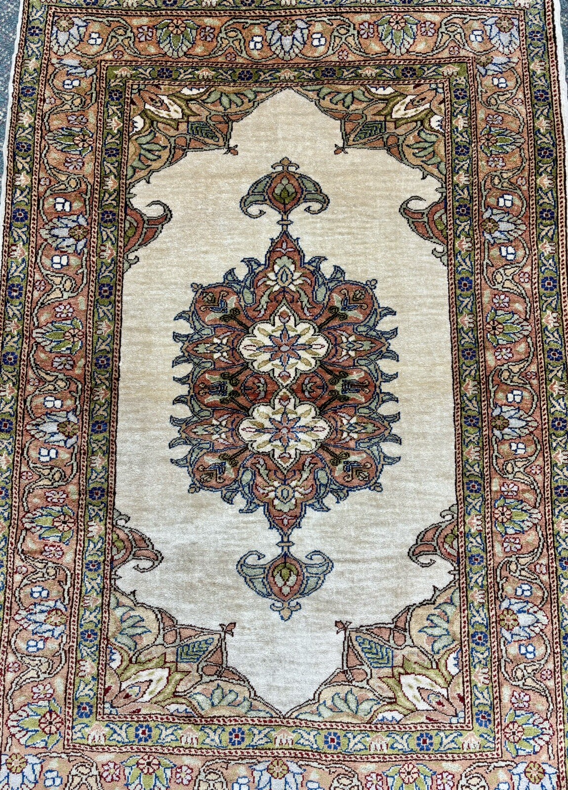 Exceptional Silk/ Silk Blend Rug Hand Knotted /j gallery