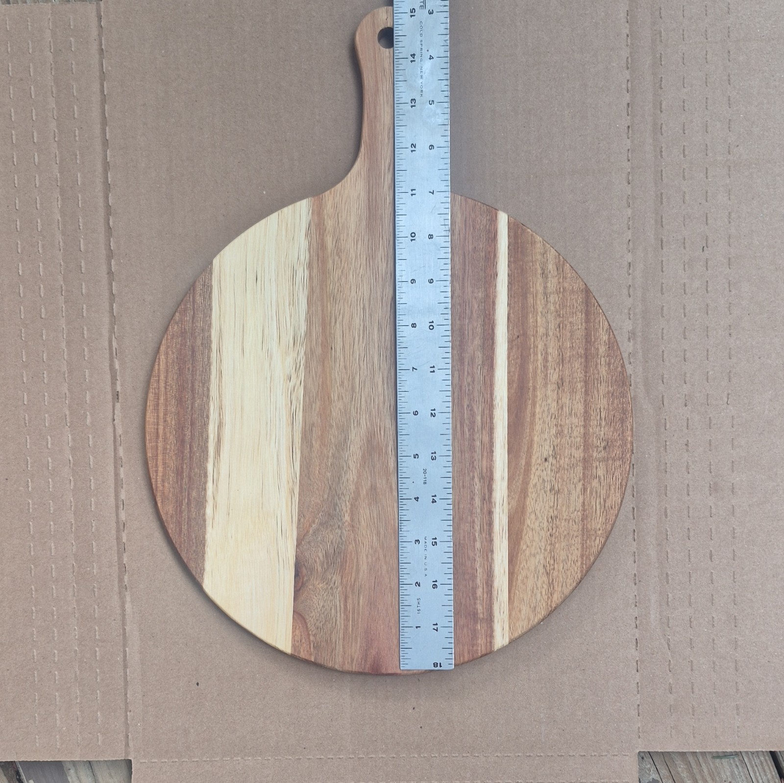 Wood Serving Board w/ Handle, Medium Round 12 in, Brown/Beige Stripe gallery