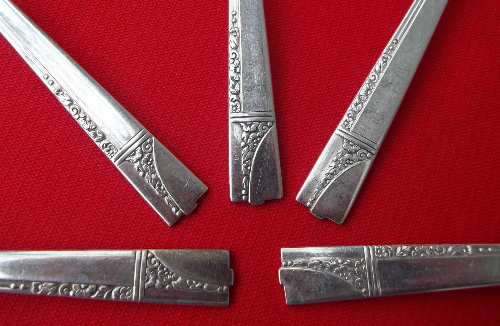 1937 CAPRICE Pattern Multi Place & Serving Sets By Oneida Nobility Silverplate gallery