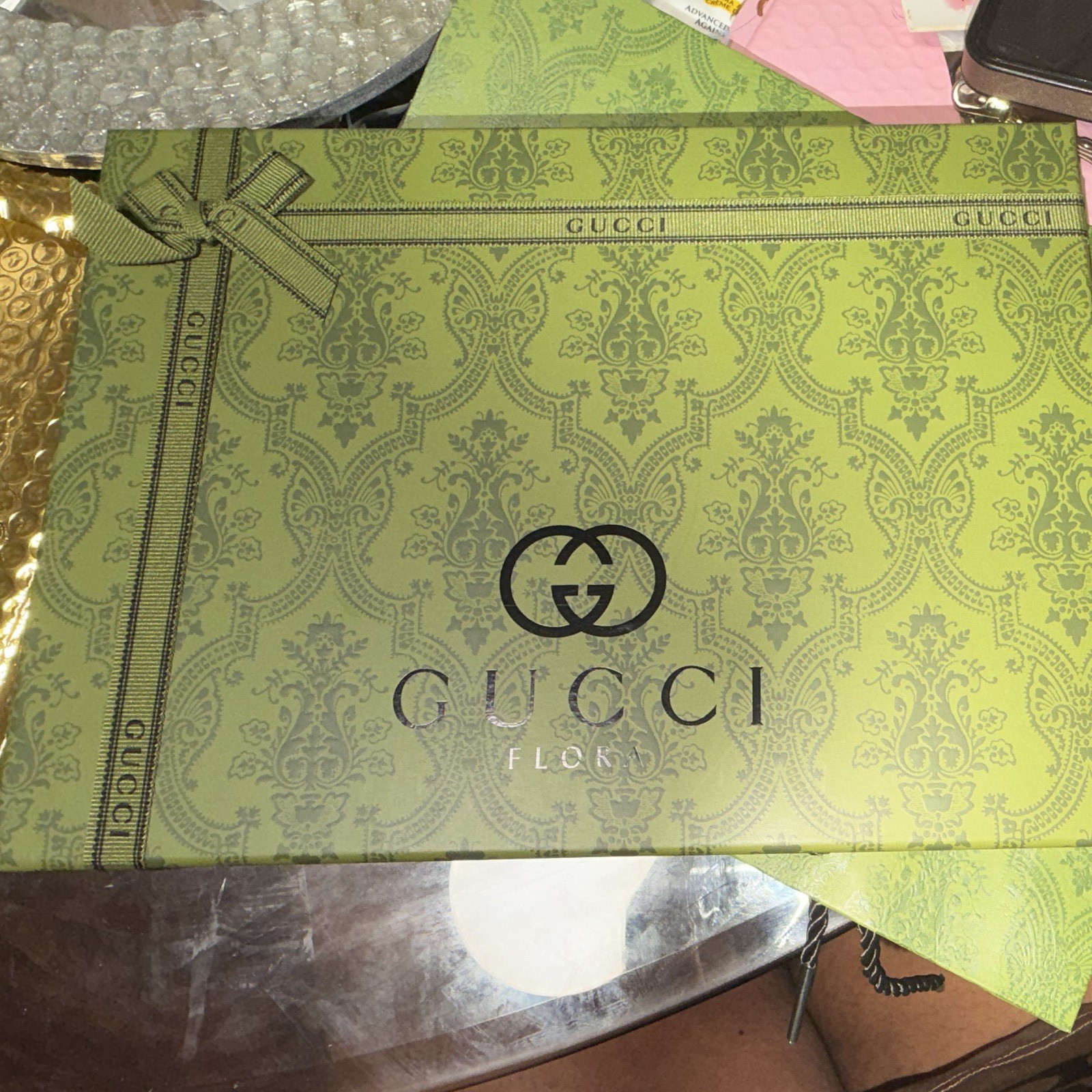 Gucci Flora Large Green Damask Gift Box, Rectangle Cardboard Paper gallery