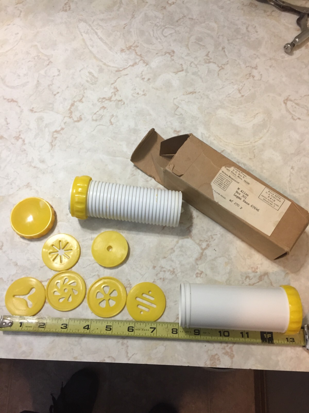 VINTAGE ALL PLASTIC COOKIE PASTRY PRESS 60'S gallery