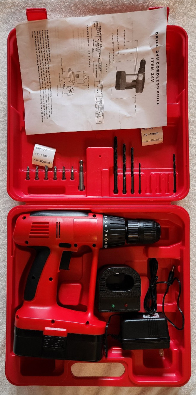 CMT 24V CORDLESS DRILL WITH CHARGER BATTERY AND HARDSHELL CASE gallery