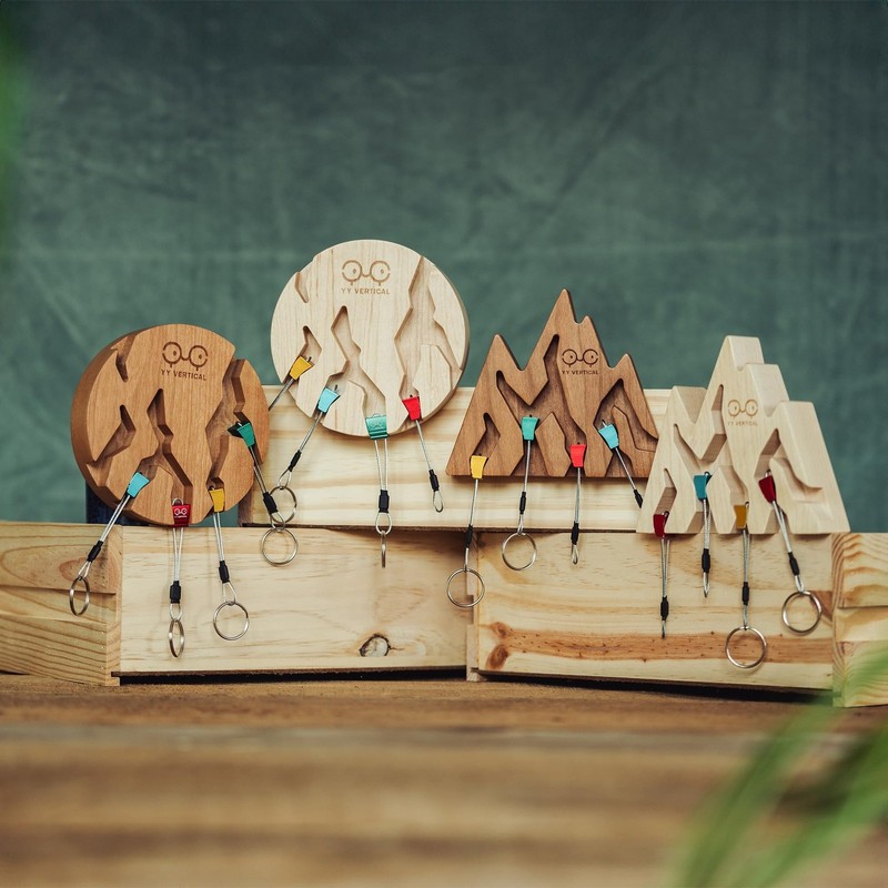 YY Vertical Mountain Decor Keyholder in Wood Wall Decor Ideal Gifts for Mount... gallery