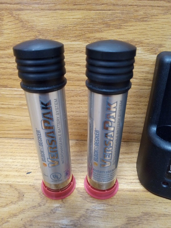 2 Black & Decker Authentic VersaPak VP100 type 2 Battery & B&D VP130 Charger LOT gallery