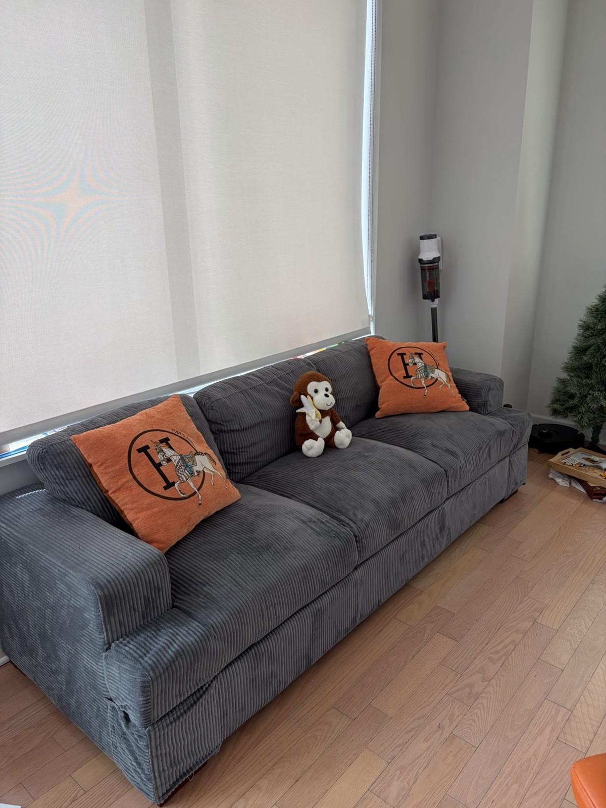 Modern Cream Grey Couch / Sofa gallery
