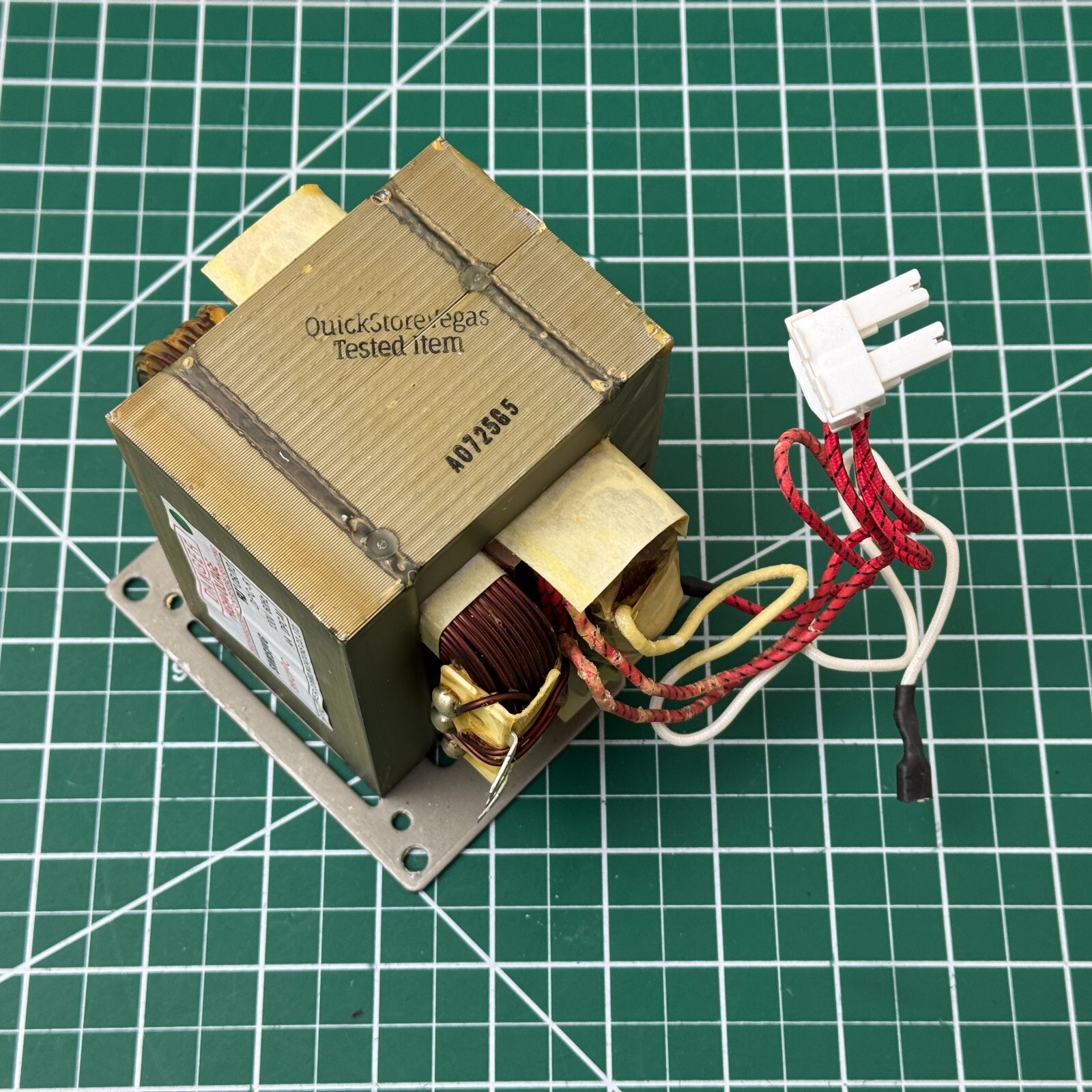 Samsung Microwave Transformer SHV-U1870C DE26-00126A gallery