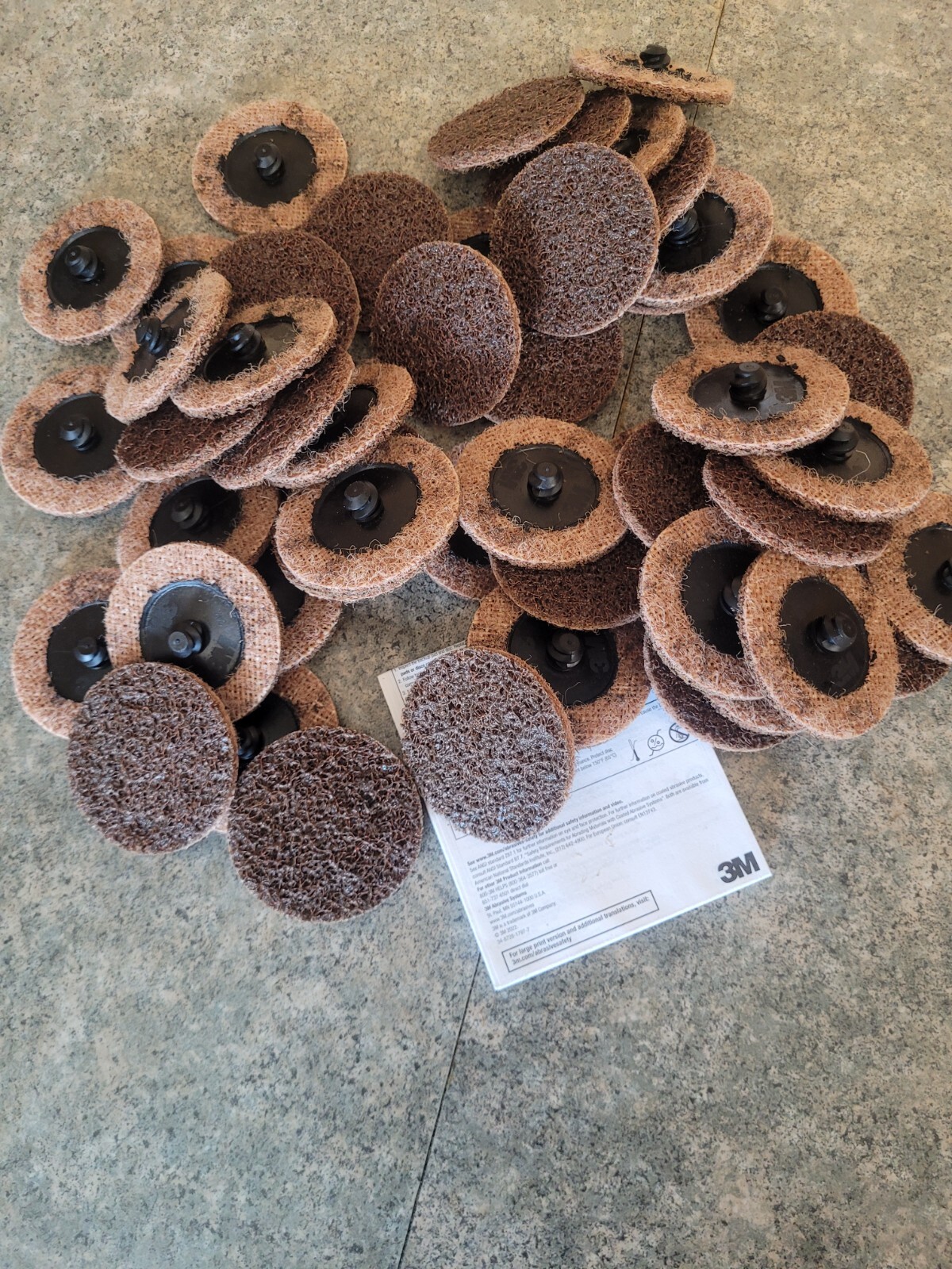 50Pc 3M 07480 2" Medium Roloc Scotch Pads Roloc Surface Sanding Disc USA gallery