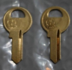 3201-3450 2-Replacement Keys For Master #1 Padlock Lock No.3 & 7 Cut To Key Code