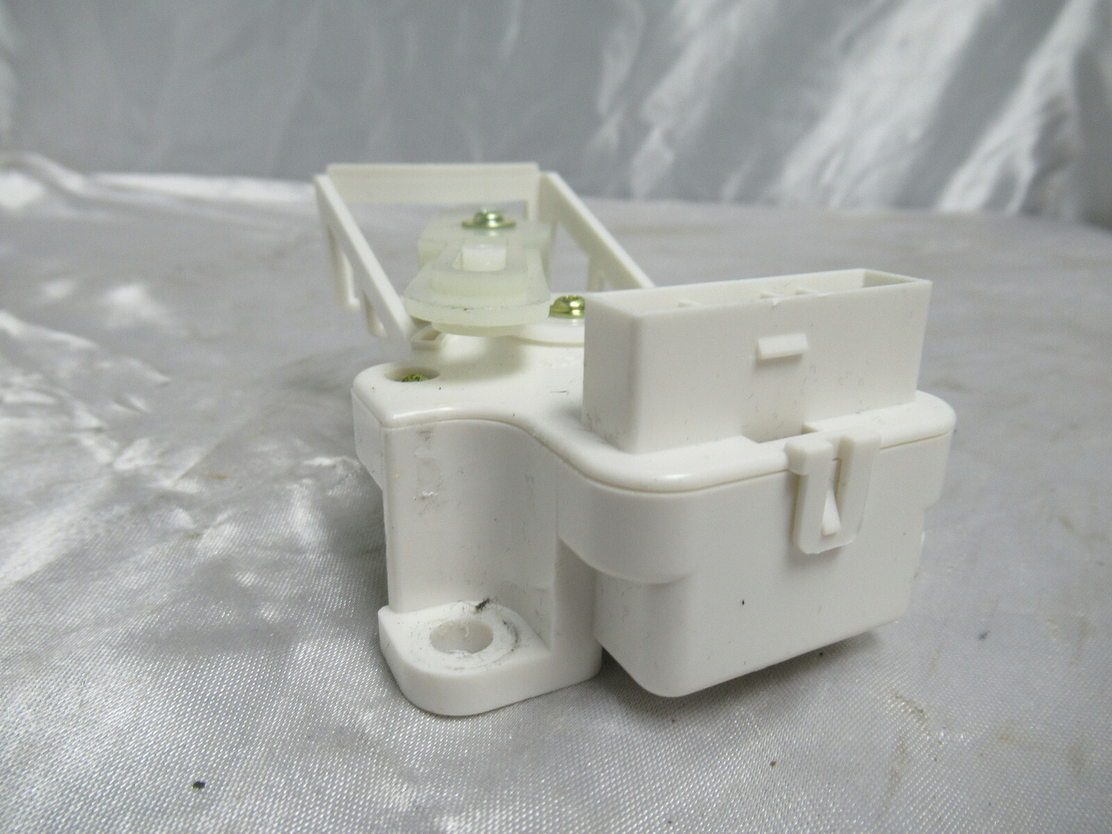 OEM Frigidaire Stack Unit Washer/Dryer Actuator 5304492254 5304536495 (Lot #30) gallery