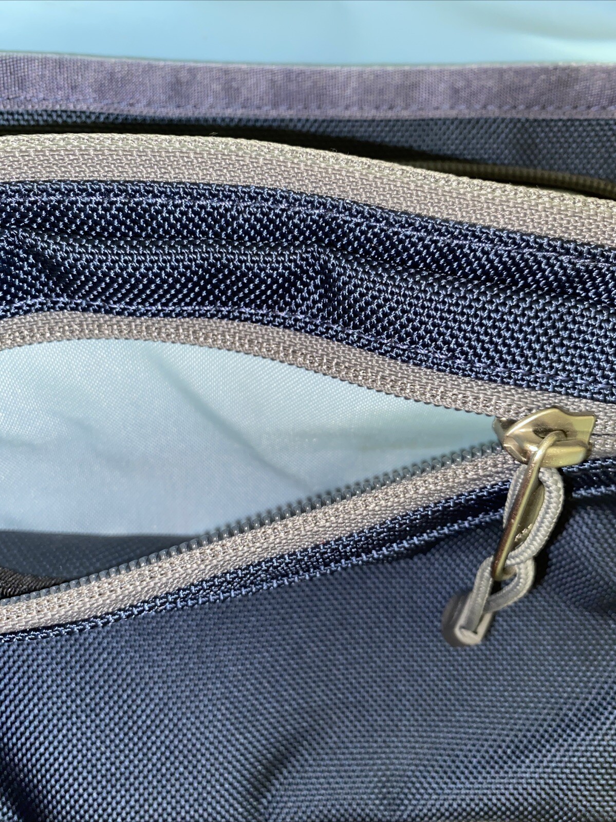 The North Face Adjustable Travel Bag 2