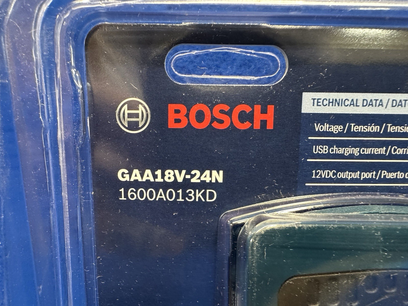 Bosch Fast-Charging Portable Power Adapter GAA18V-24N gallery