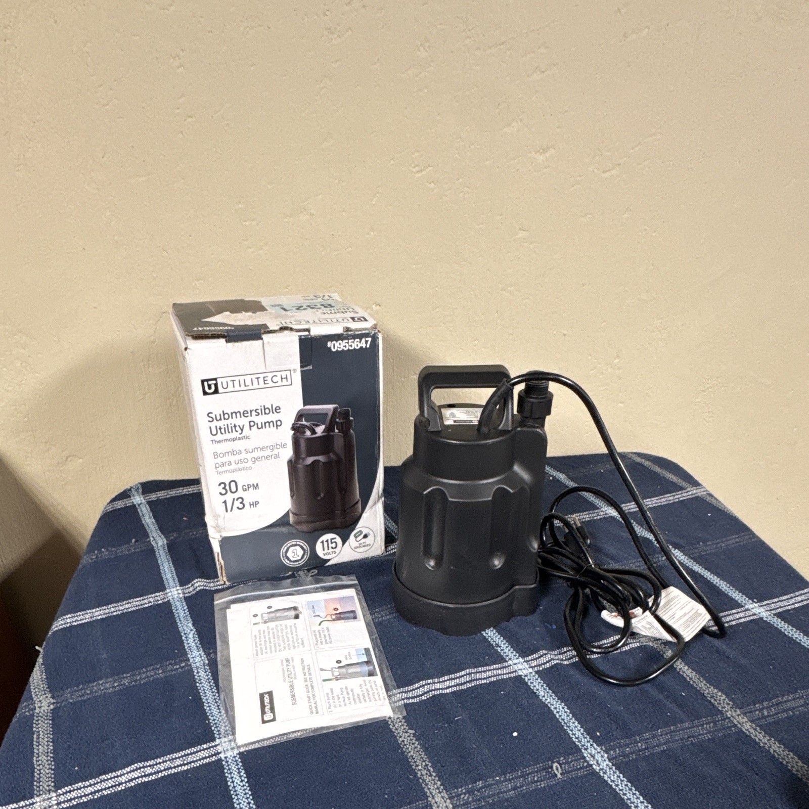 Utilitech Submersible Utility Pump 1/3 HP 30 GPM 115V Thermally Protected gallery