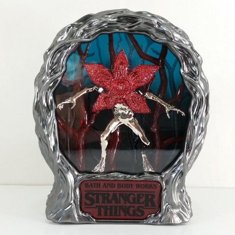 The Upside Down Stranger Things Wallflowers Nightlight Plug Demogorgon 4 Refills gallery