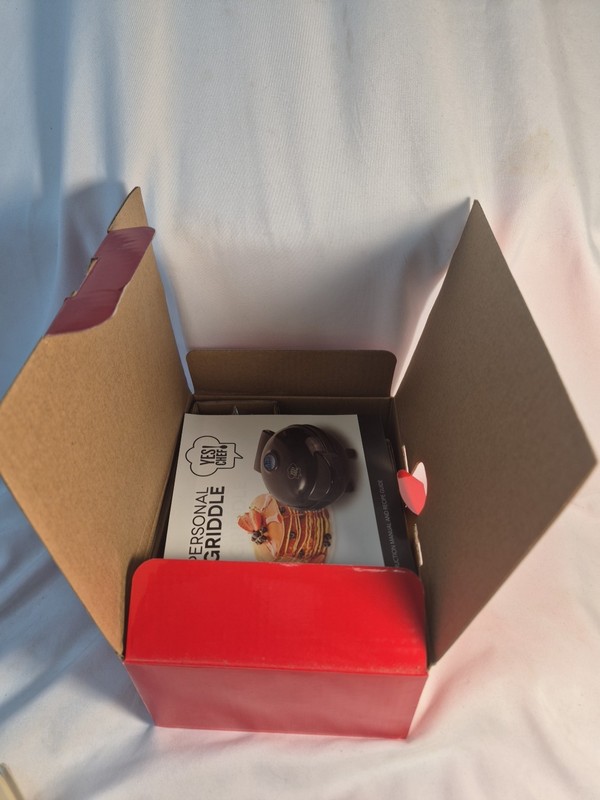 Yes! Chef Personal Griddle w/ Instructional Manual & Recipe Guide, Red New W/Box gallery