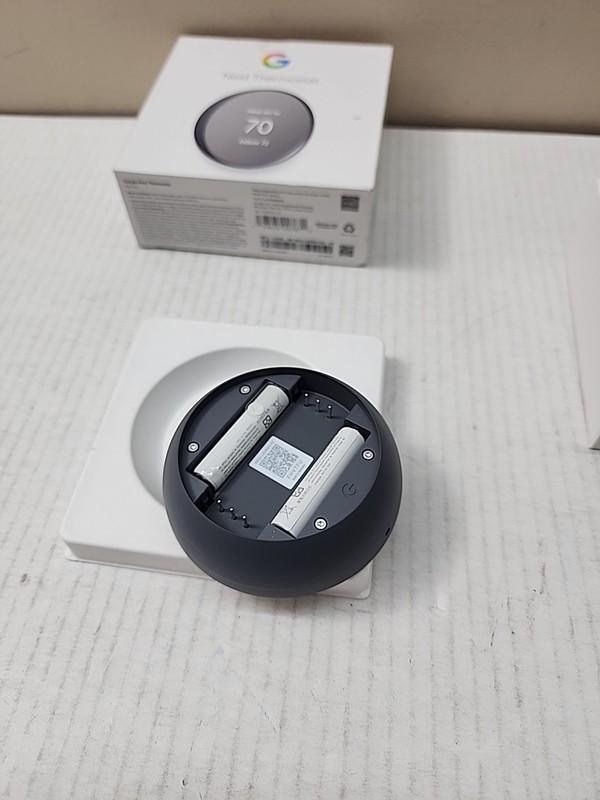 Google Nest Thermostat - Smart Programmable Wi-Fi Thermostat - Charcoal gallery