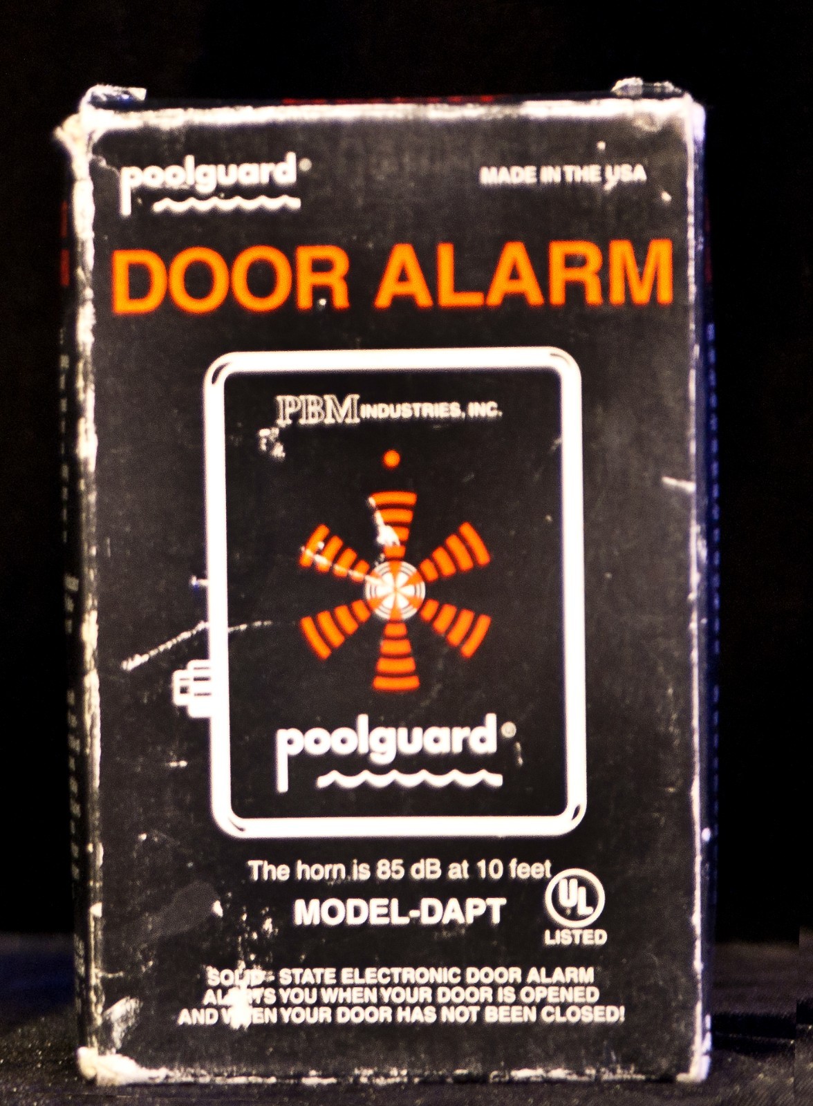 Poolguard DAPT Door Alarm New in Box Box Wear gallery