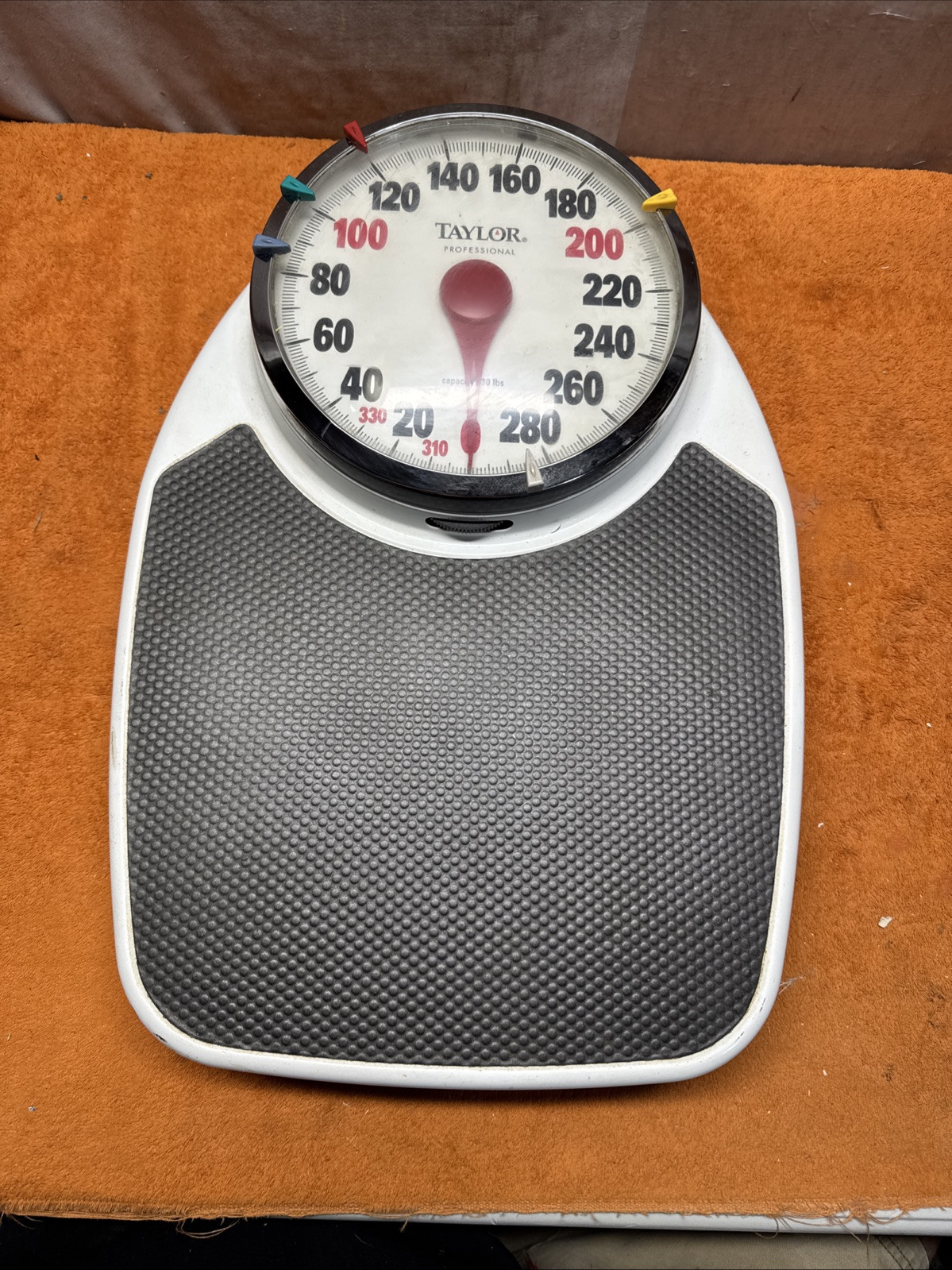 DWN• Taylor Professional Large Platform Mechanical Scale 330 Pounds 5 Markers gallery
