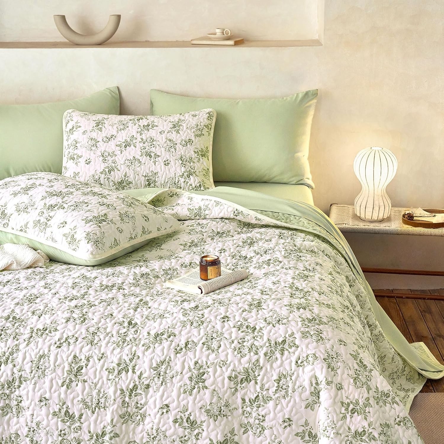 Pastoral,Rose Patterned,Reversible Lightweight Bedspread Set - GG Home gallery