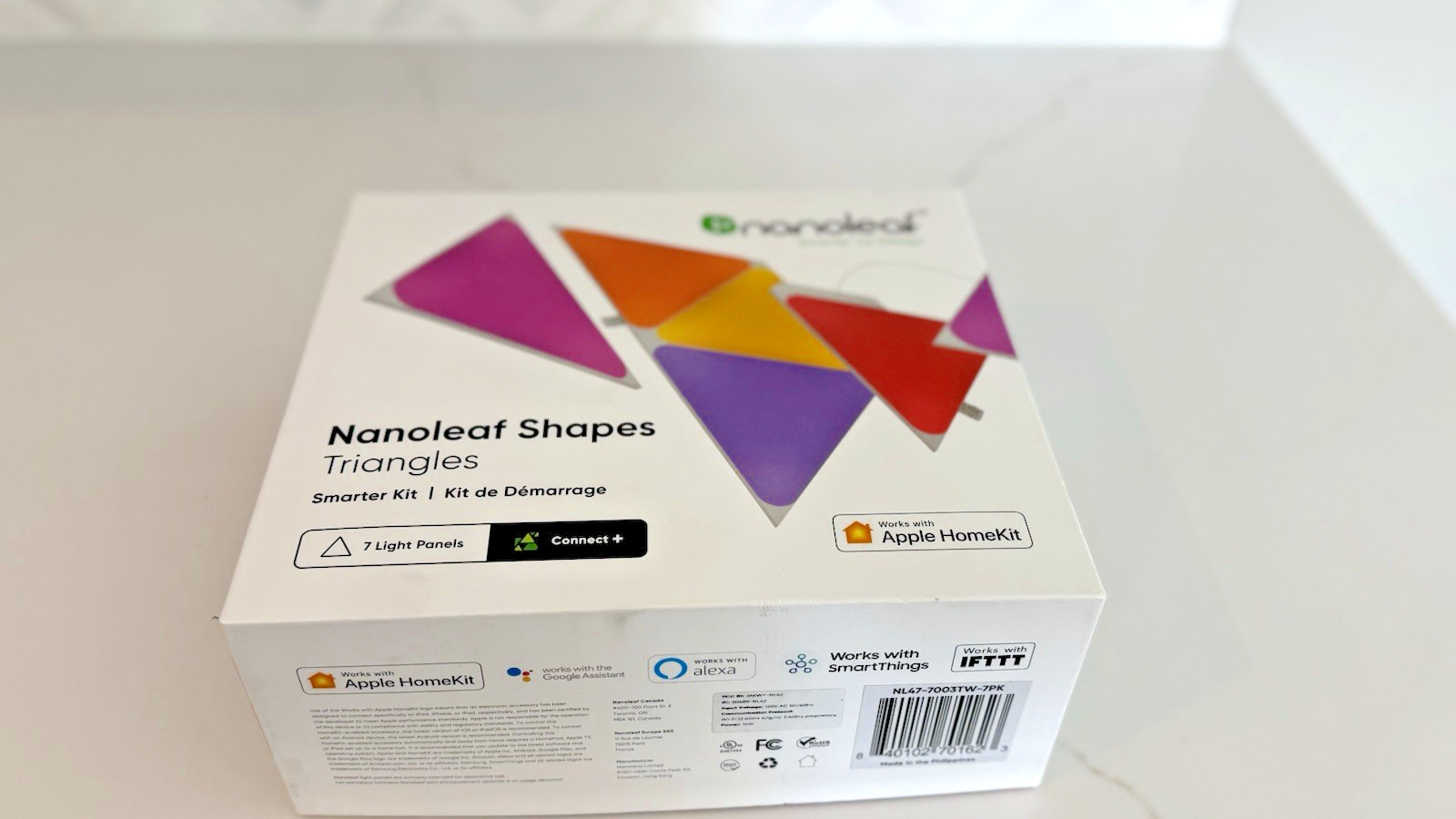Nanoleaf Shapes-Triangles Smarter Kit #NL47-7003TW-7PK, New Open Box gallery