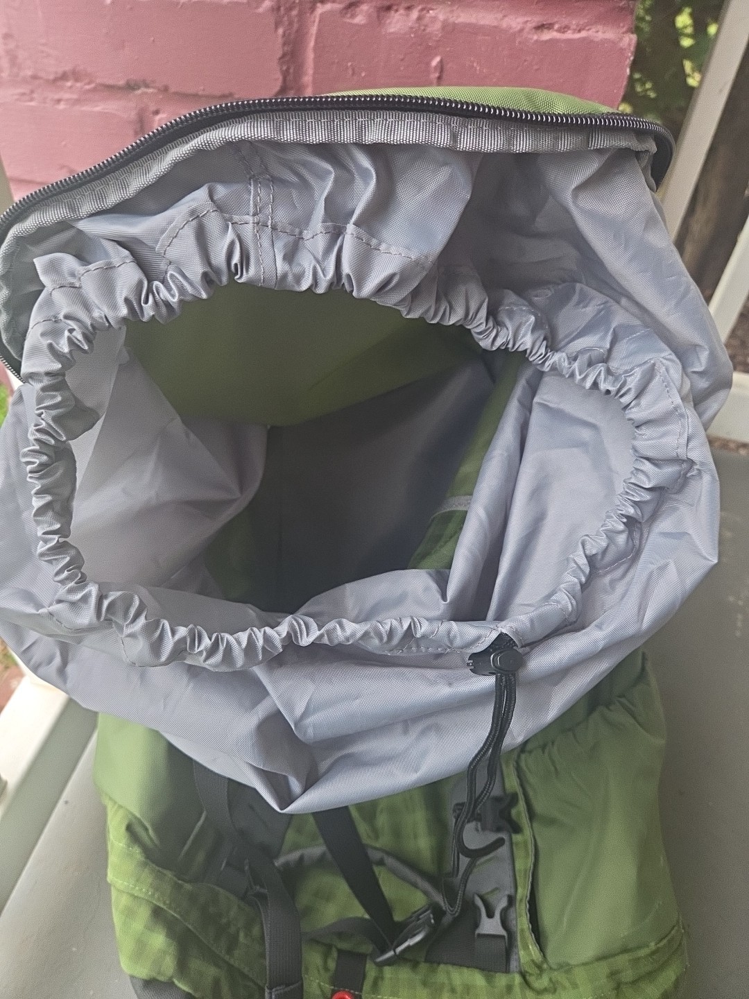 EAGLE CREEK 90L BACKPACK WITH DITACHABLE DAYPACK 5