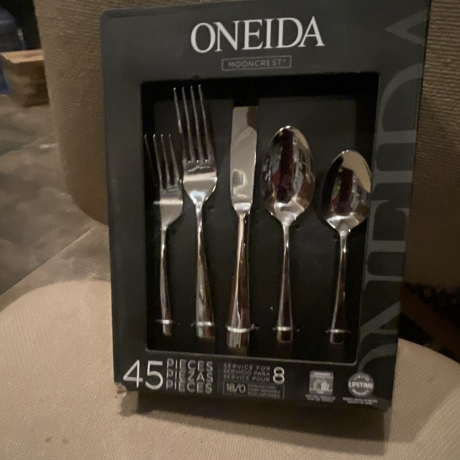 ONEIDA Mooncrest Silver 45pc Stainless Steel Flatware Set Glossy Finish Svc 8 gallery