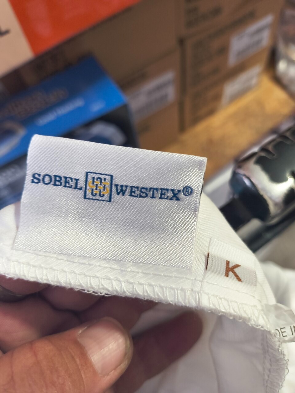 12 Pack - SOBEL WESTEX King Size Bed Fitted Sheets - White, T250, Hotel Quality gallery