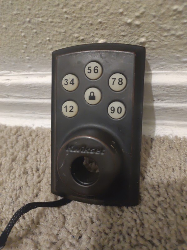 Kwikset SmartCode 888 Touchpad Electronic Deadbolt For Parts Only gallery