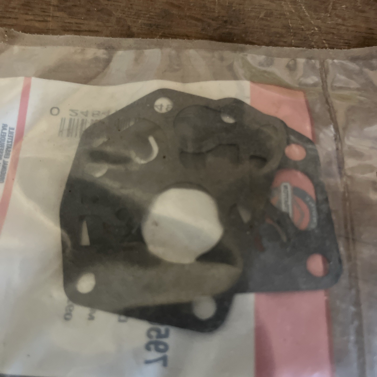NOS Briggs & Stratton OEM Carburetor Gasket, Diaphragm Kit 795083 gallery