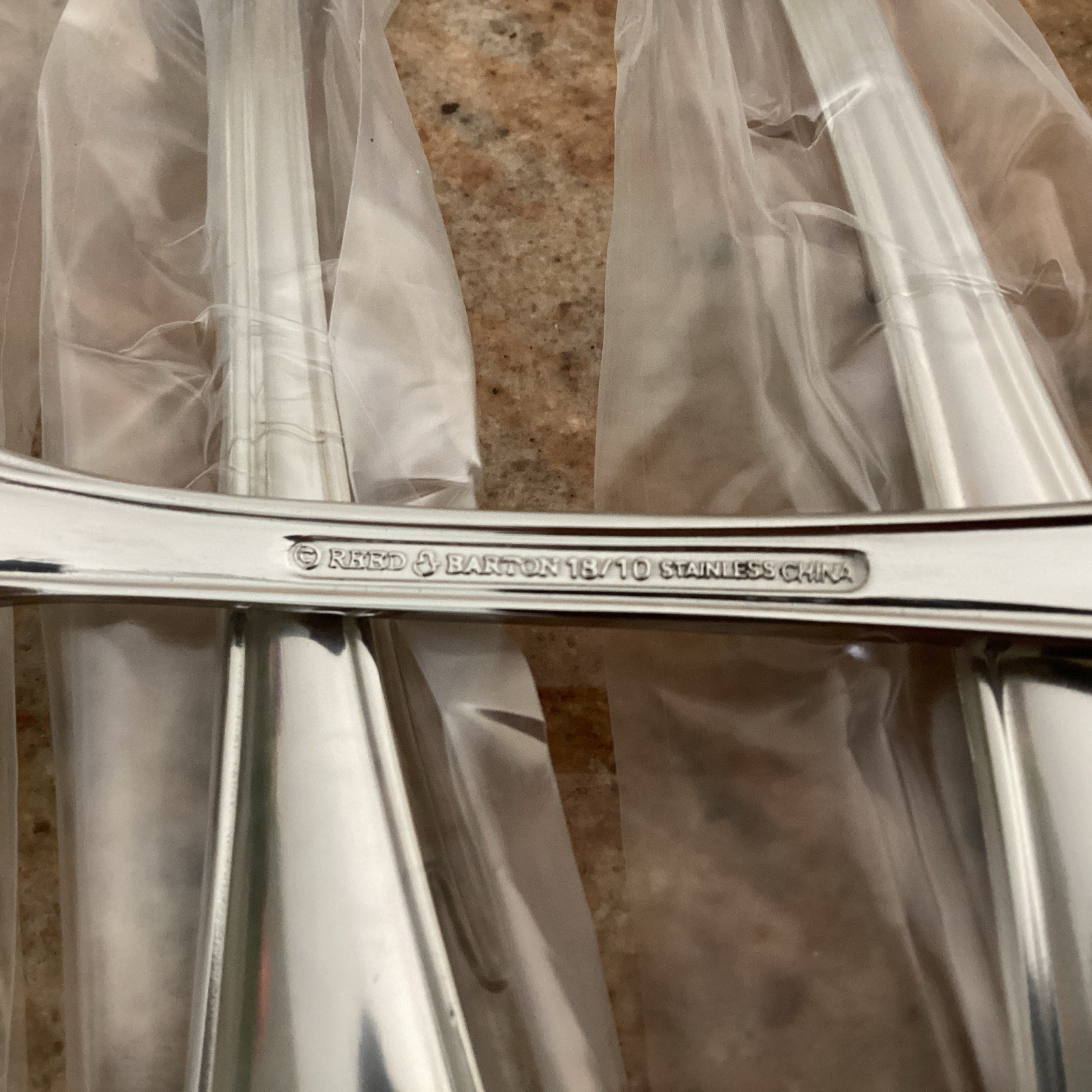 Reed & Barton ROSECLIFF 4 Dinner Forks Unused Stainless 18/10 China Flatware 8" gallery