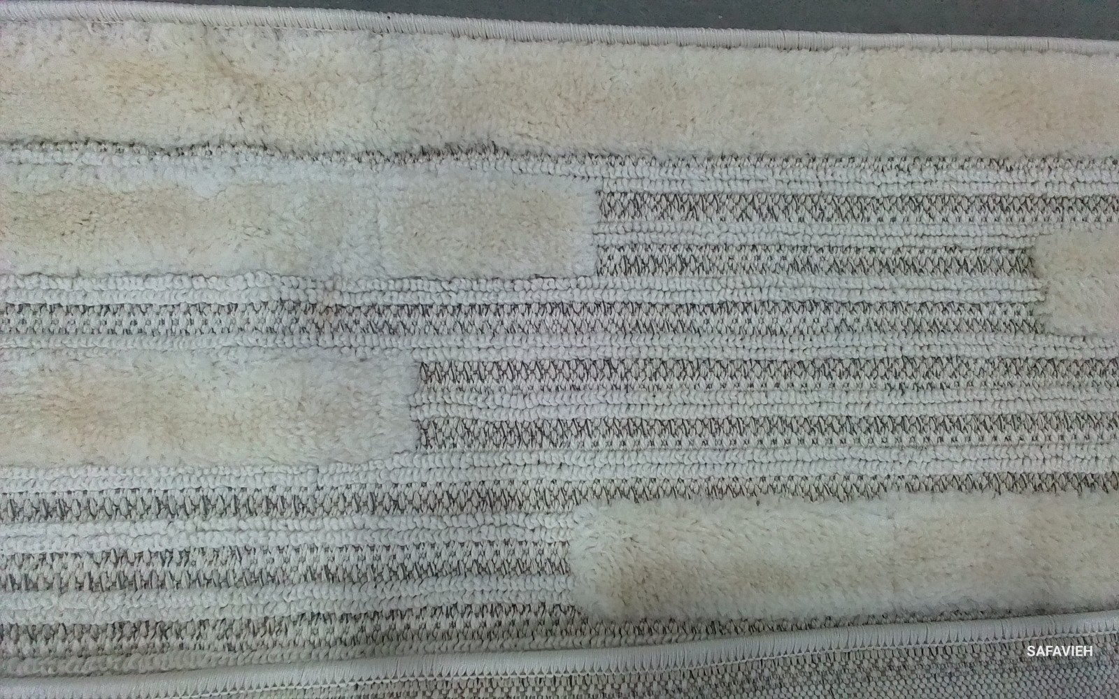 IVORY / GREY 6'-7" x 6'-7" Back Stain Rug, Reduced Price 1172785745 ELH570A-7SQ gallery