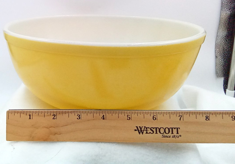 Pyrex Mixing Bowl Nesting Yellow Rainbow Primary Color 404 Glass Vintage MCM USA gallery