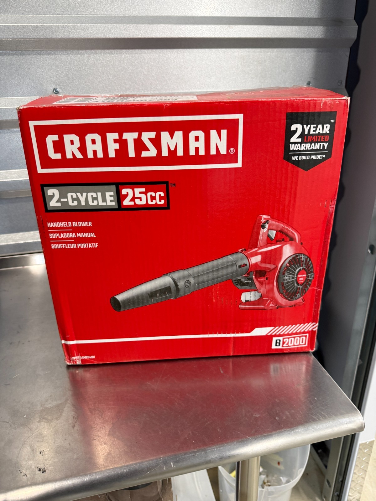 Craftsman B2000 2-Cycle 25cc Gas Leaf Blower gallery