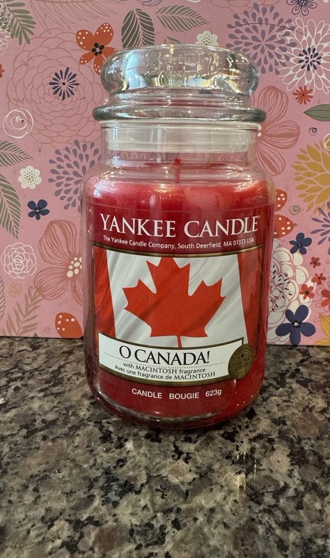 EXTREMELY RARE O CANADA! YANKEE CANDLE! COLLECTOR’S EDITION! ONLY 1 OTHER! gallery