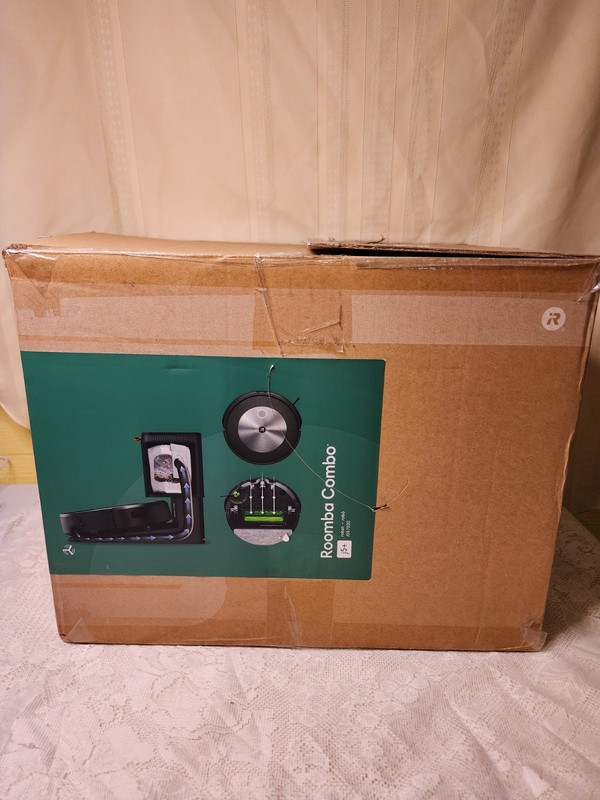 iRobot Roomba Combo j5+ Self-Emptying Vacuum and Mop J557020 gallery