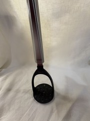 ONEIDA VEGETABLE MASHER COOKING TOOL KITCHEN UTENSIL Potato Cauliflower Ricer