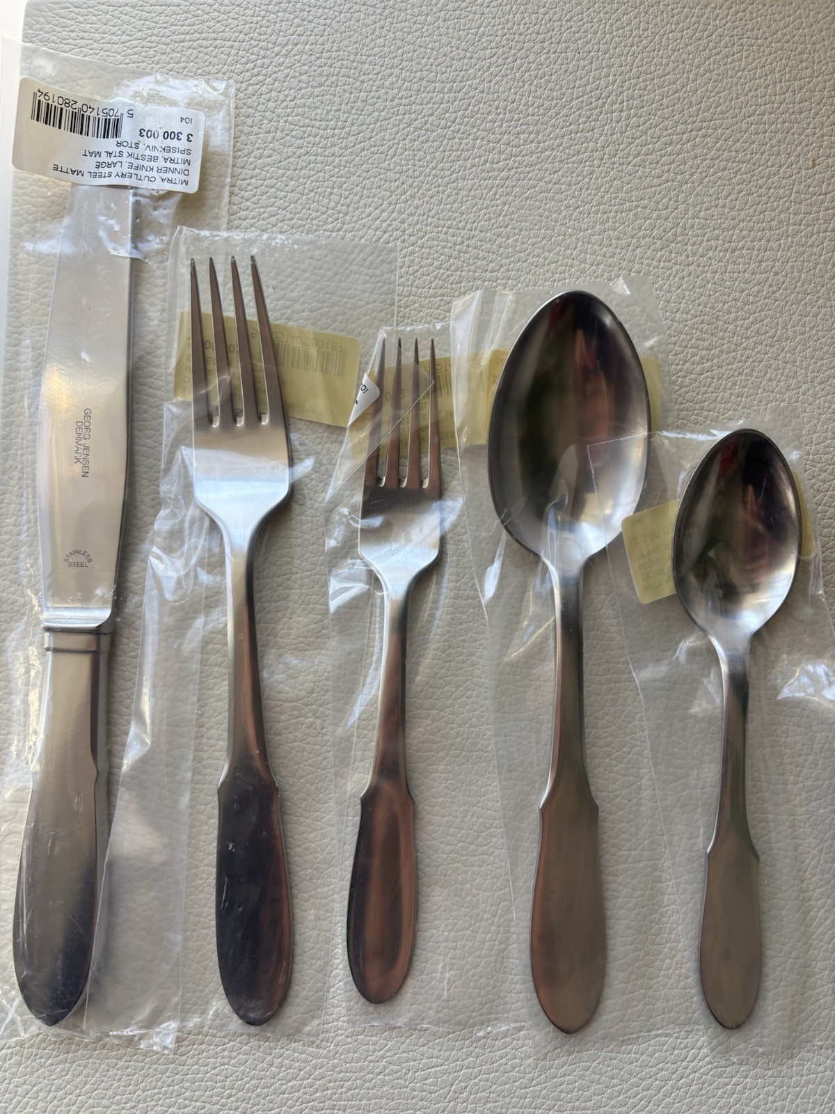 Georg Jensen MITRA (matte) - 5 piece place setting NEW gallery