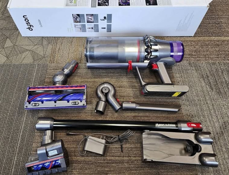 Dyson V11 SV16 XL Torque Drive+ Cordless Vacuum Cleaner - Cleaned and Sanitized gallery