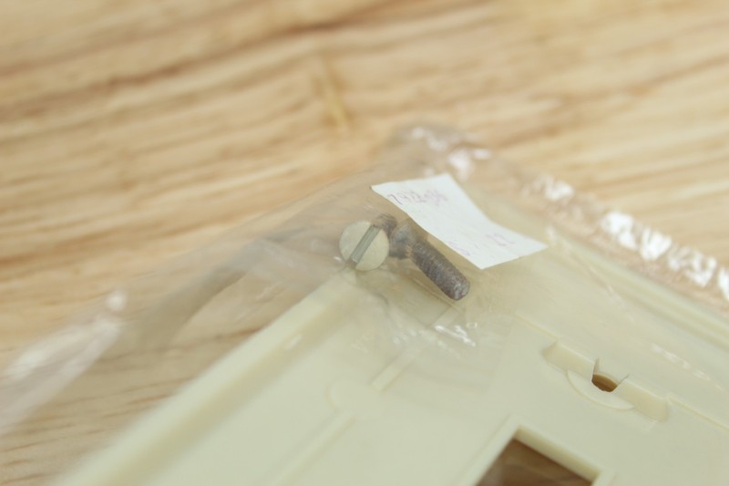 Vintage 1960s Eagle Light Switch Cover – 4.5" x 3.75" – Off‑White Beige – Sealed gallery