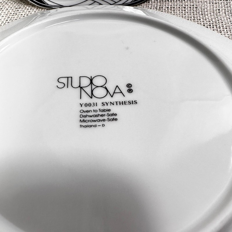 Studio Nova Synthesis Y0031 Octagonal Salad Plates Set of 2 Black Grey White 8in gallery