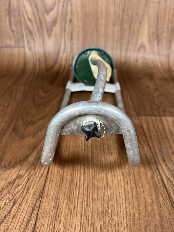 Vintage WaveMaster Aluminum Oscillating Lawn Sprinkler w Dial gallery