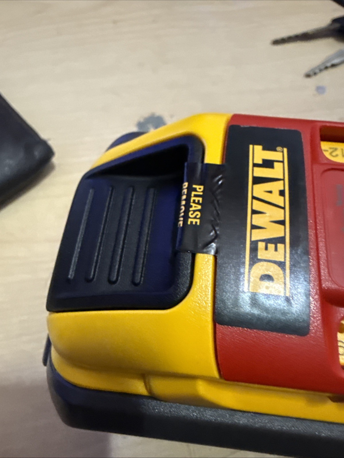 Genuine Open-Box DCB612 DeWalt 20V/60V Max* Flexvolt 12AH Battery gallery