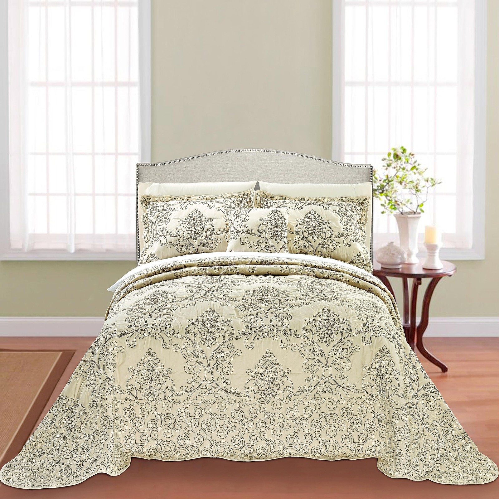 Home Soft Things Damask 4 Piece Bedspread Set Scalloped Edge Reversible Quilt gallery