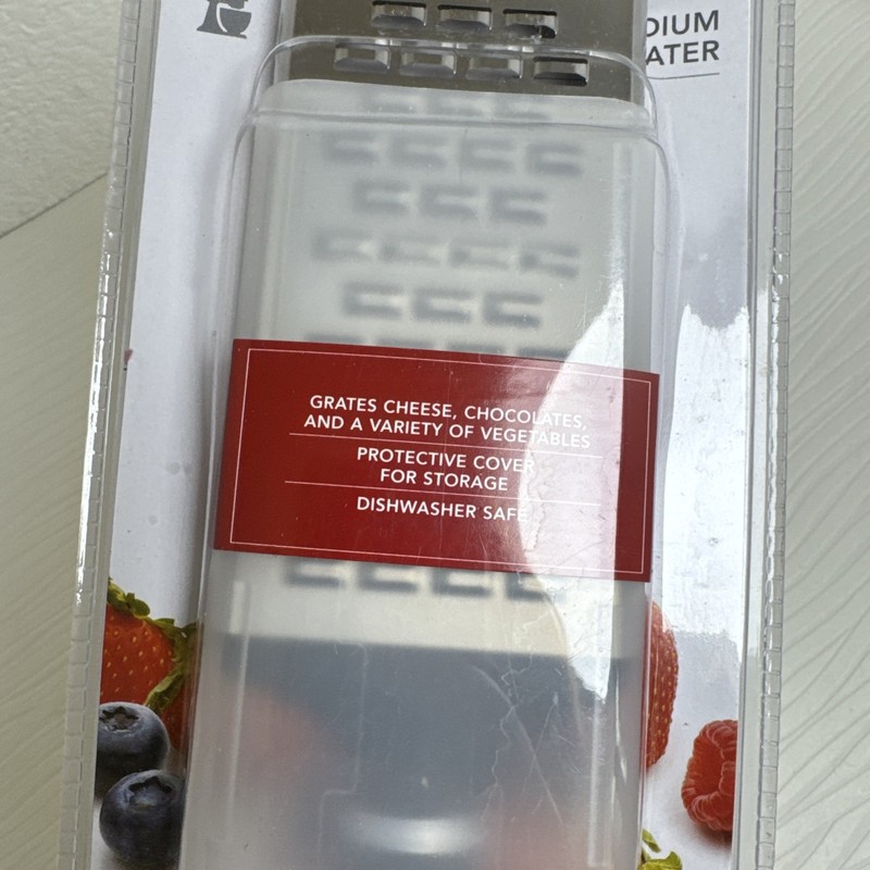 KitchenAid Medium Grater – Black Handle w/ Protective Cover – New gallery
